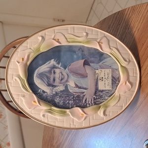 Lily frame/ BUNDLE ONLY 2or more items